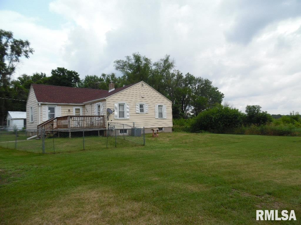 18930 16th Street Fulton, IL 61252 - Photo 2 of 5