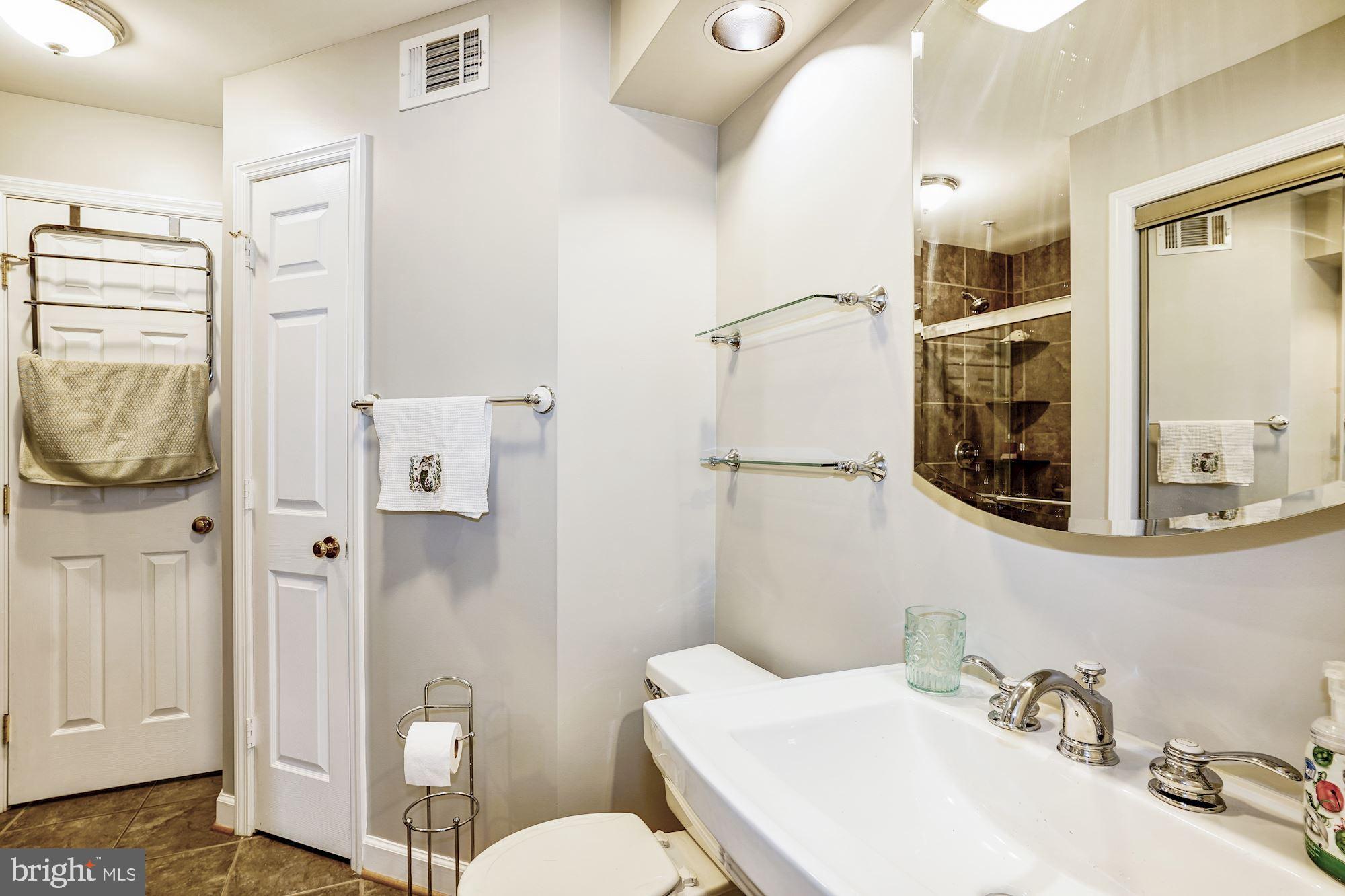 6830 Hayley Ridge Way, Unit L Baltimore, MD 21209 - Photo 16 of 22 Gallery Image 16