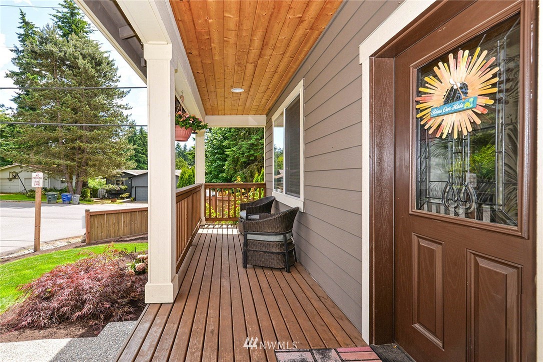 521 218th Street Southwest Bothell, WA 98021 - Photo 3 of 25