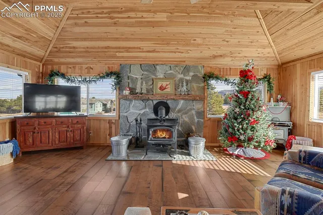 $350,000 | 1053 Will Scarlet Drive, Divide, CO 80814