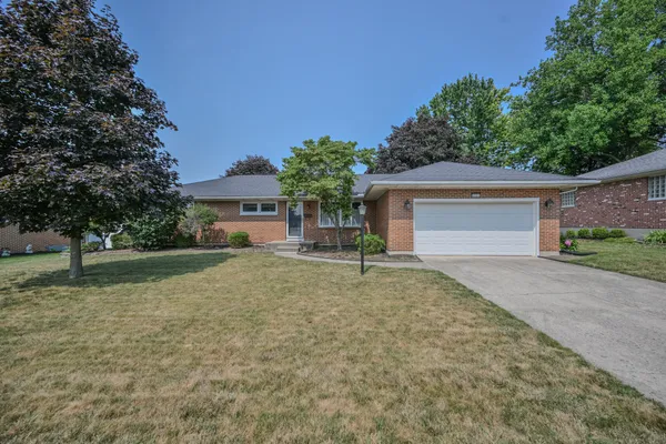 $289,900 | 5231 Ridgewood Road East, Springfield, OH 45503