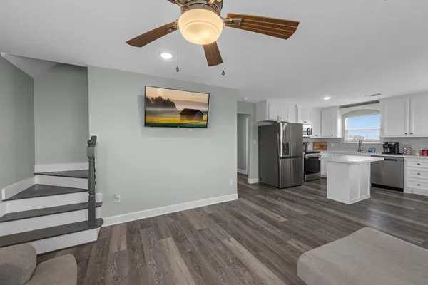 $430,000 | 4523 Palm Street, Freeport, TX 77541