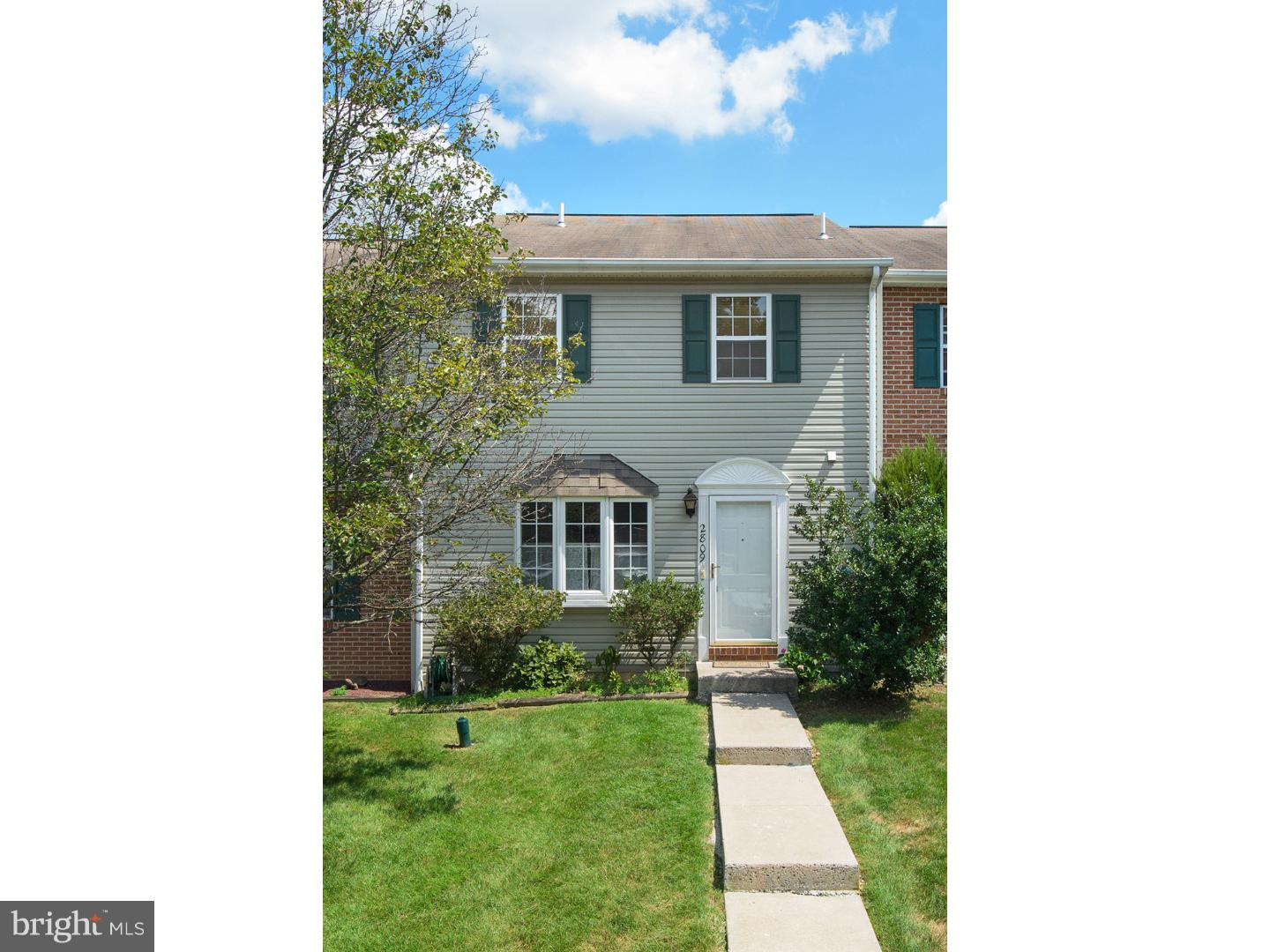 2809 Knoll Way Reading, PA 19608 - Photo 1 of 19 Front Yard