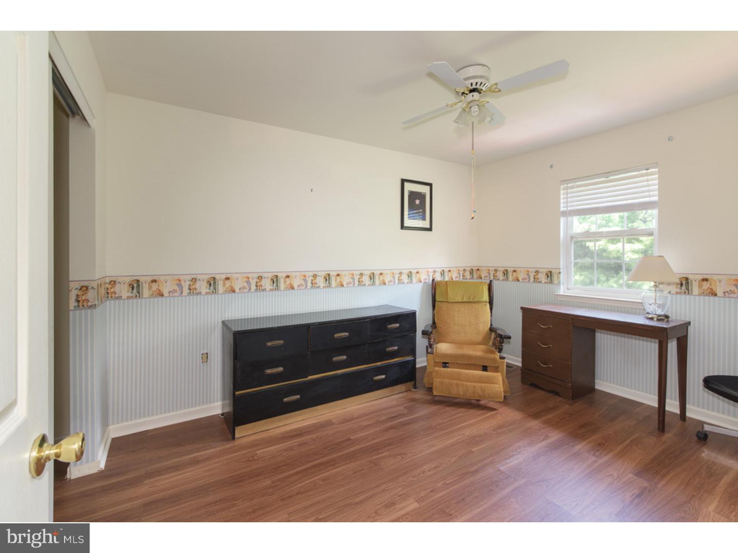 2809 Knoll Way Reading, PA 19608 - Photo 11 of 19 Bedroom 3