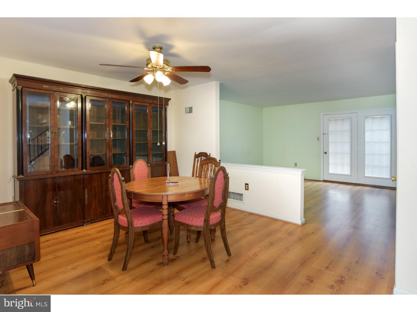 2809 Knoll Way Reading, PA 19608 - Photo 6 of 19 Dining Room