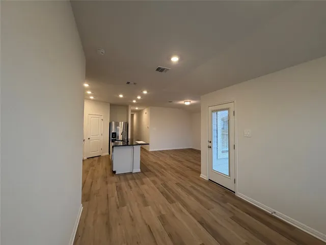 $308,980 | 104 Honey Bee Road, Jarrell, TX 76537