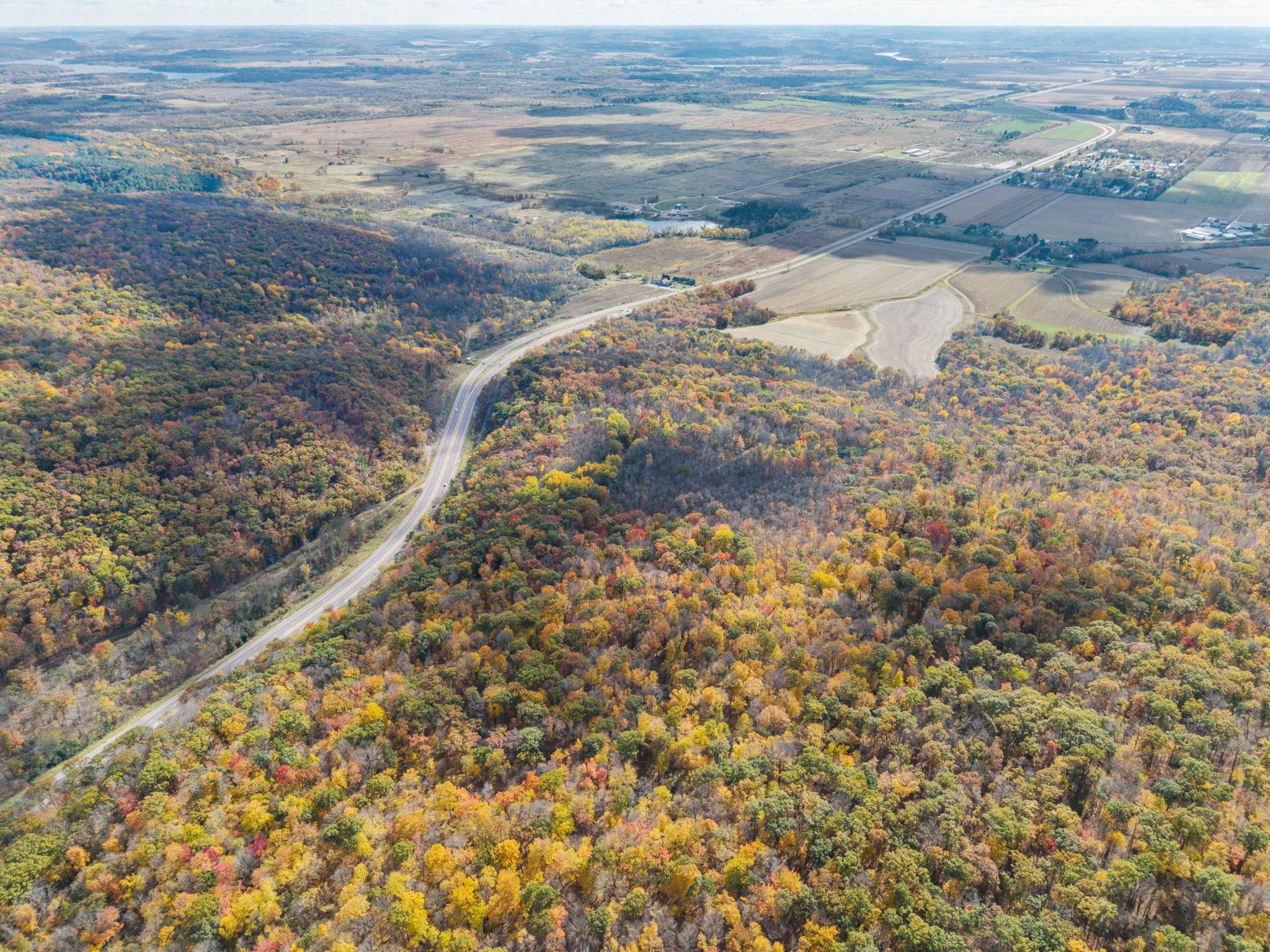 12 Highway 12 Baraboo, WI 53913 - Photo 8 of 18