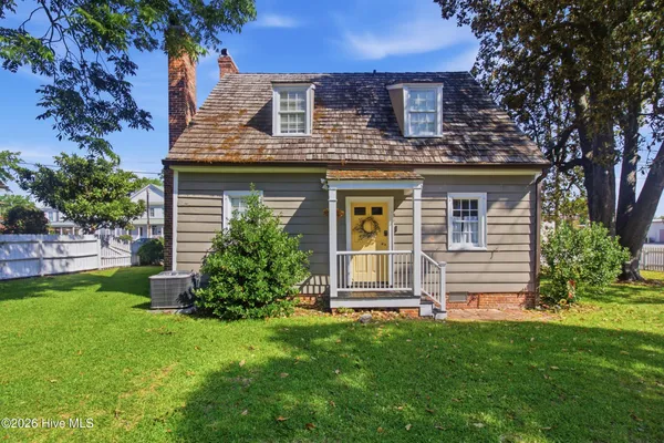 $425,000 | 403 Queen Street, New Bern, NC 28560