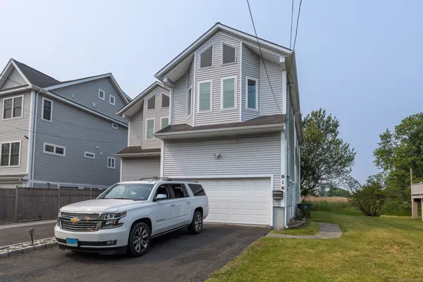 $25,000 | 916 Reef Road, Fairfield, CT 06824