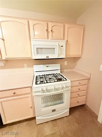 $1,873 | 456 Temple Canyon Place, Henderson, NV 89074