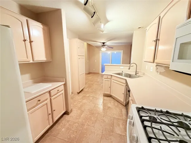 $1,873 | 456 Temple Canyon Place, Henderson, NV 89074