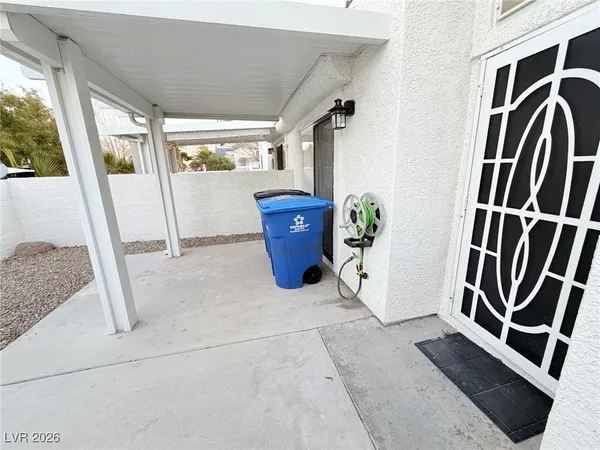 $2,000 | 456 Temple Canyon Place, Henderson, NV 89074