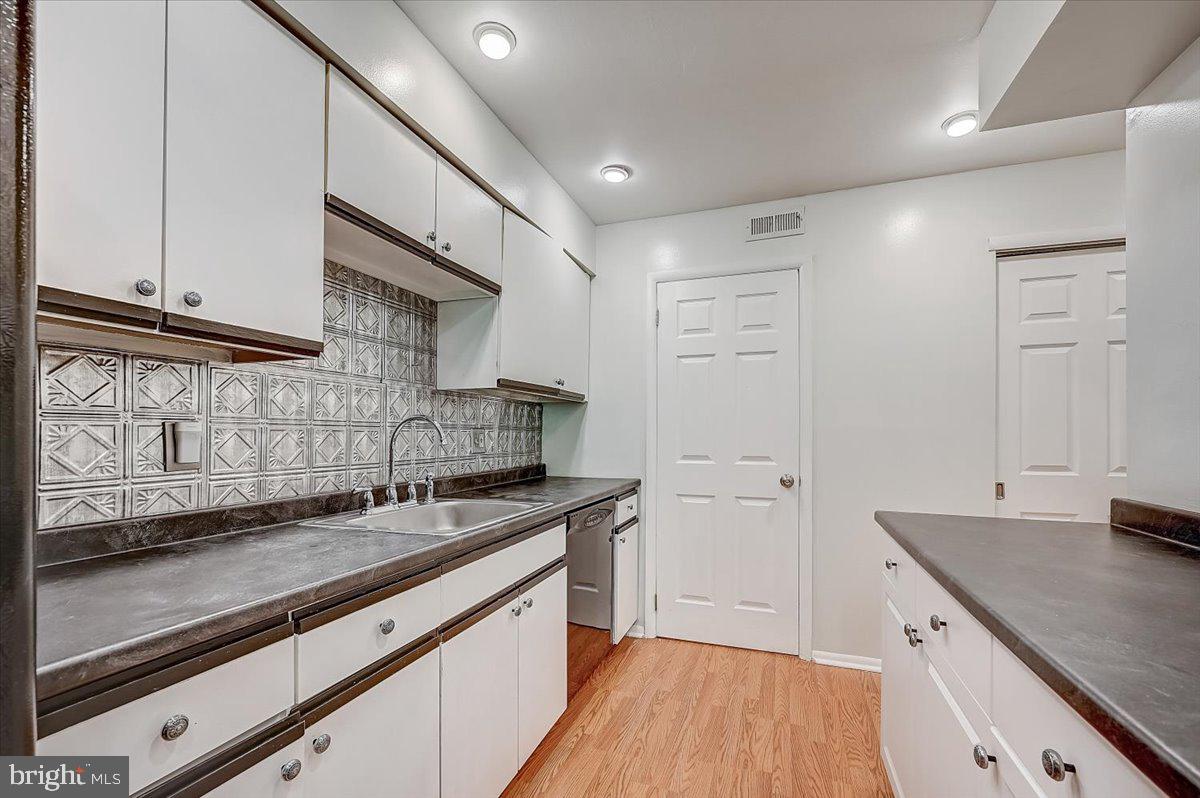 202 Cypress Point Circle Mount Laurel, NJ 08054 - Photo 14 of 26