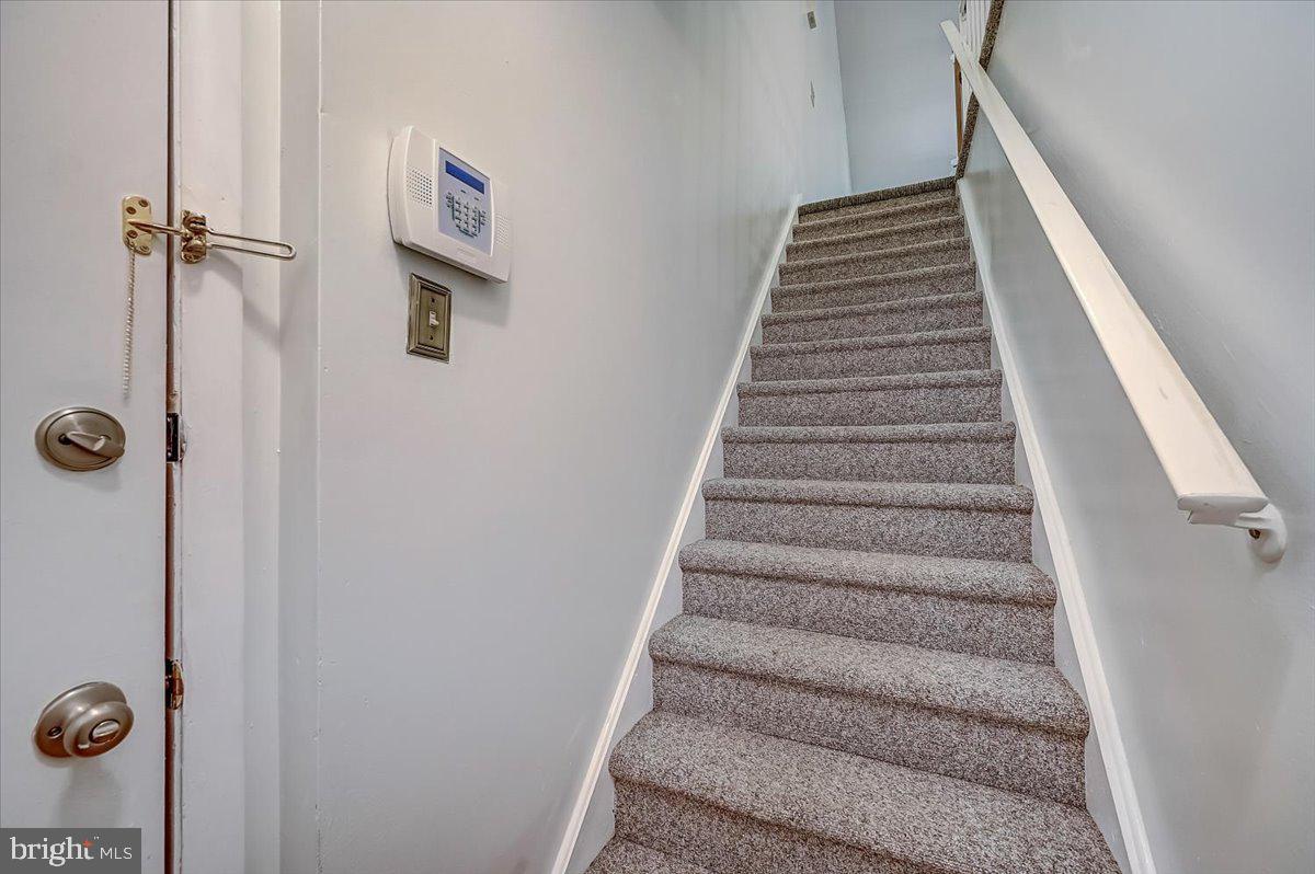 202 Cypress Point Circle Mount Laurel, NJ 08054 - Photo 4 of 26