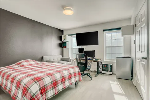 $225,000 | 355 North Post Oak Lane, Unit 842, Houston, TX 77024