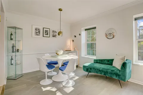 $225,000 | 355 North Post Oak Lane, Unit 842, Houston, TX 77024