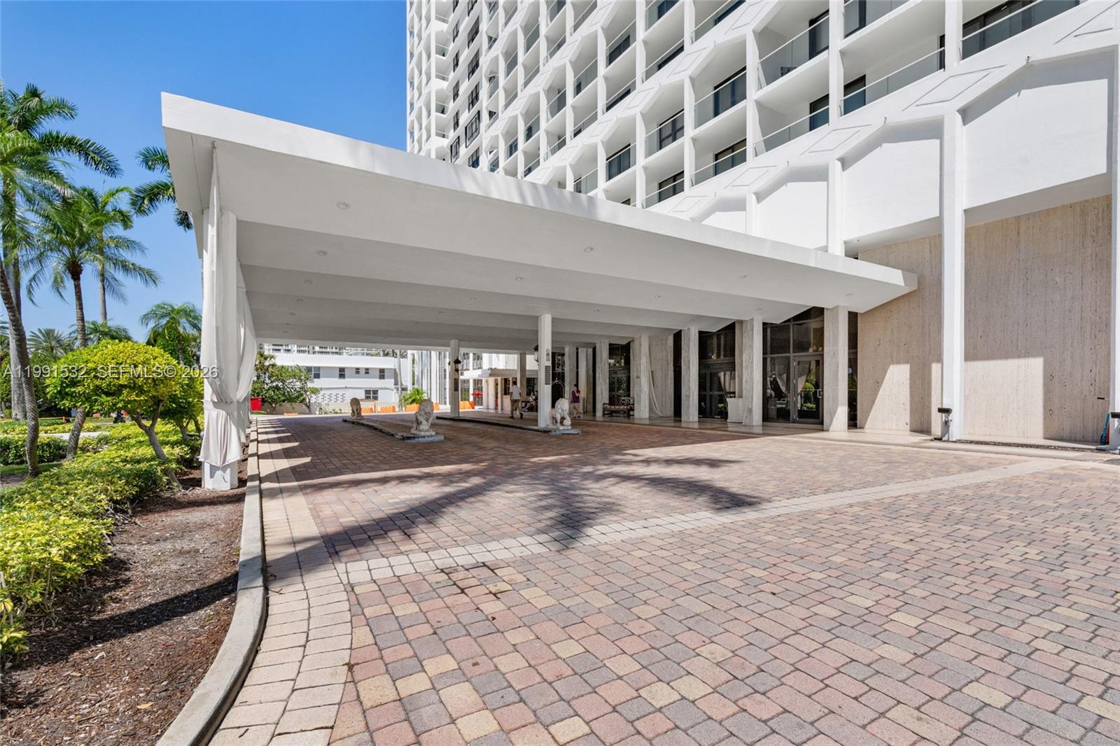 9801 Collins Avenue, Unit 5R Bal Harbour, FL 33154 - Photo 3 of 47 a view of a building