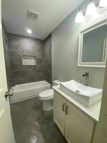 $1,525 | 1004 South Armstrong Avenue, Denison, TX 75020