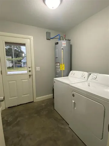 $1,525 | 1004 South Armstrong Avenue, Denison, TX 75020