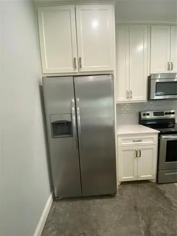 $1,525 | 1004 South Armstrong Avenue, Denison, TX 75020