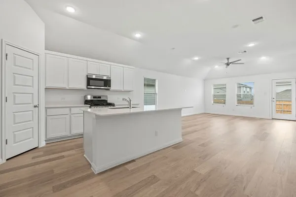 $279,875 | 222 Spirit Street, Elgin, TX 78621