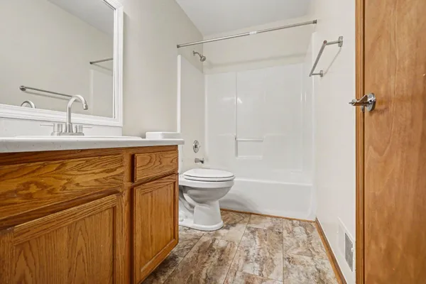 $2,000 | 6065 Fairgrove Street, Kalamazoo, MI 49009