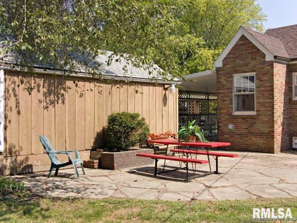 3237 South Palmer Street Springfield, IL 62703 - Photo 14 of 16