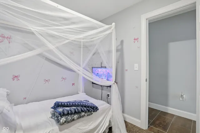 $369,000 | 29 East Palmer Street, Indianapolis, IN 46225