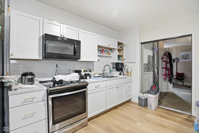 $369,000 | 29 East Palmer Street, Indianapolis, IN 46225