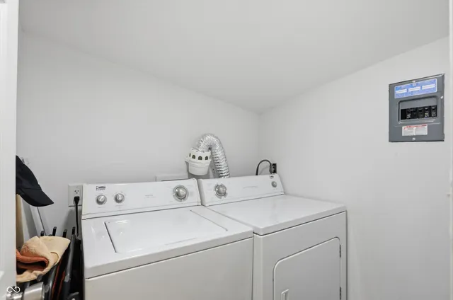 $369,000 | 29 East Palmer Street, Indianapolis, IN 46225