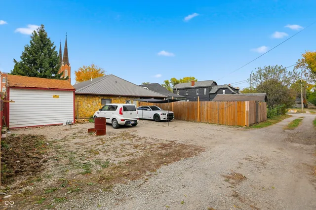 $369,000 | 29 East Palmer Street, Indianapolis, IN 46225