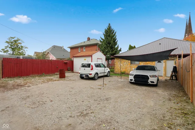 $369,000 | 29 East Palmer Street, Indianapolis, IN 46225