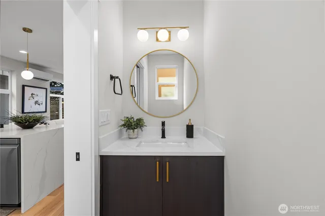 $499,800 | 9228 B 22nd Avenue Southwest, Seattle, WA 98106