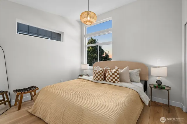 $499,800 | 9228 B 22nd Avenue Southwest, Seattle, WA 98106