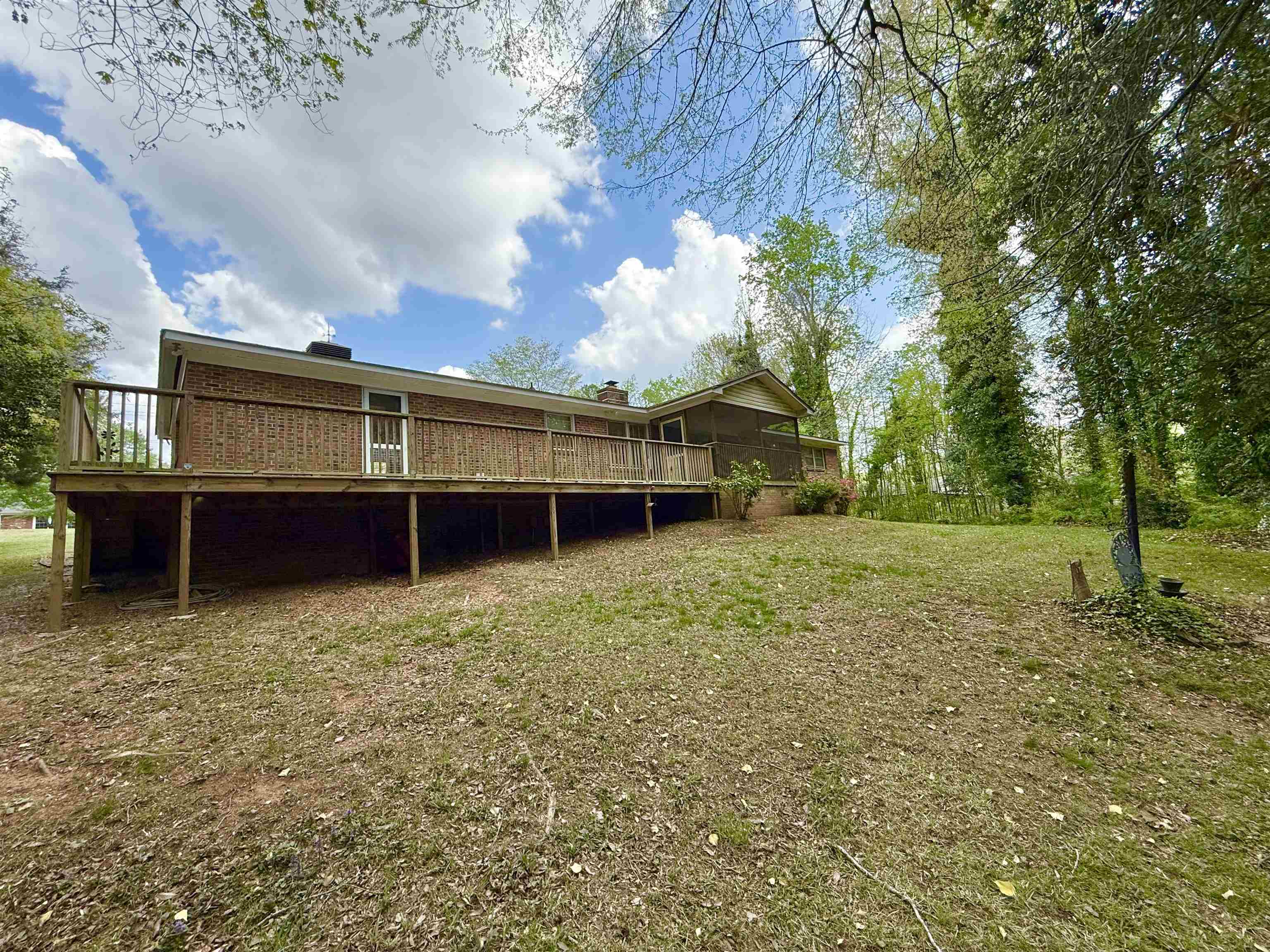 220 Trenton Road Gaffney, SC 29340 - Photo 4 of 26