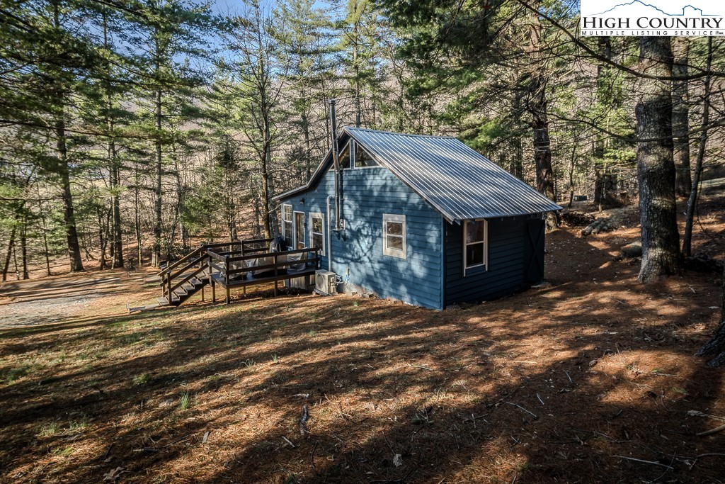 326 Deer Ridge Lane Sparta, NC 28675 - Photo 30 of 49