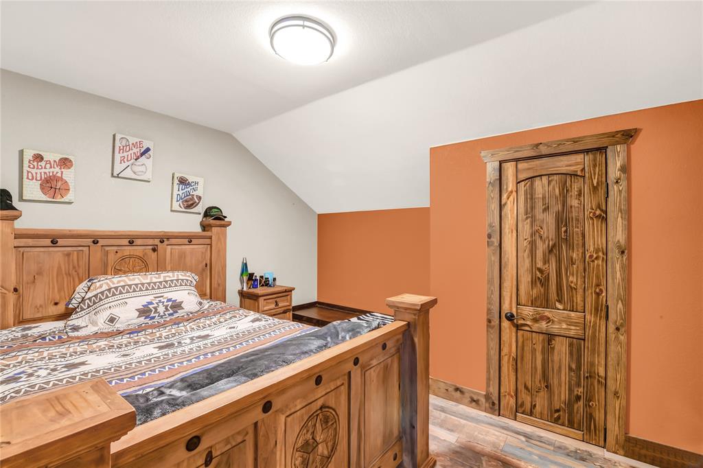 854 County Road 3330 Bridgeport, TX 76426 - Photo 27 of 40 Bedroom 5