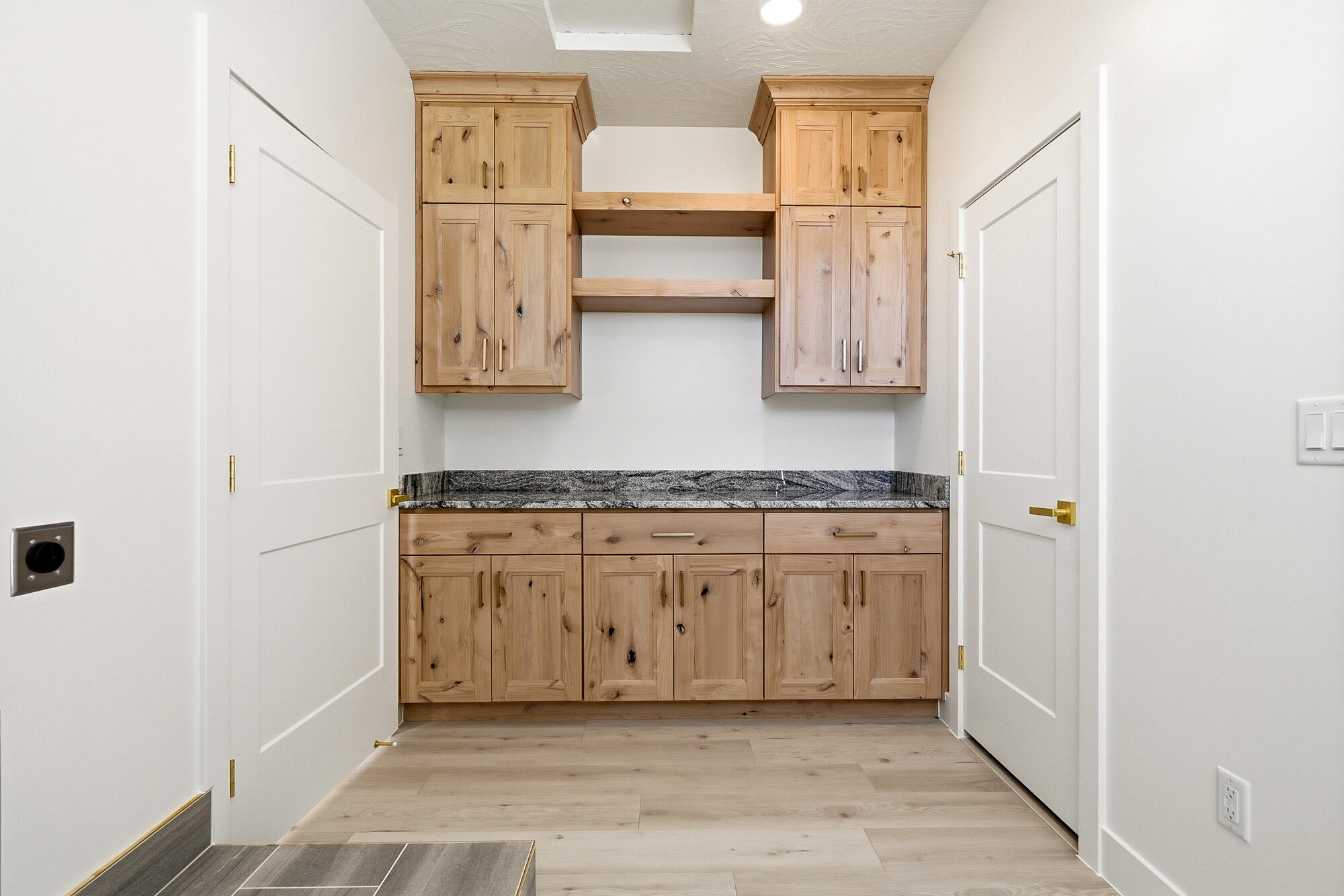 4192 West Midvalley Road Cedar City, UT 84721 - Photo 24 of 59 4192 W Midvalley Updates-29