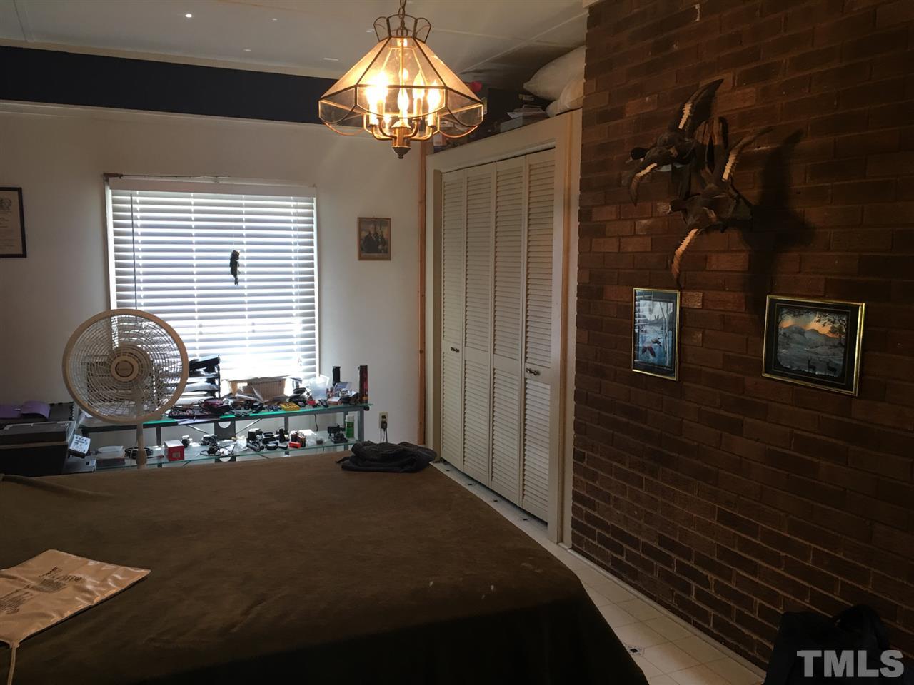 732 Clayhole Road Dunn, NC 28334 - Photo 13 of 18 Gallery Image 13