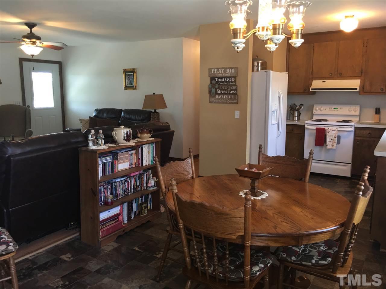 732 Clayhole Road Dunn, NC 28334 - Photo 7 of 18 Gallery Image 7