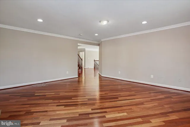 $4,765 | 7118 Vermillion Place, Annandale, VA 22003