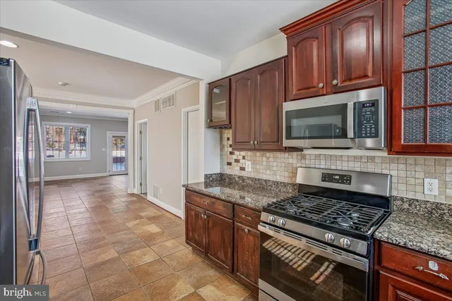 $4,765 | 7118 Vermillion Place, Annandale, VA 22003