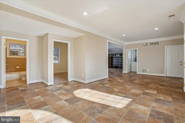 $4,765 | 7118 Vermillion Place, Annandale, VA 22003