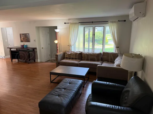 $1,900 | 322 Wells Avenue, Oakhurst, NJ 07755