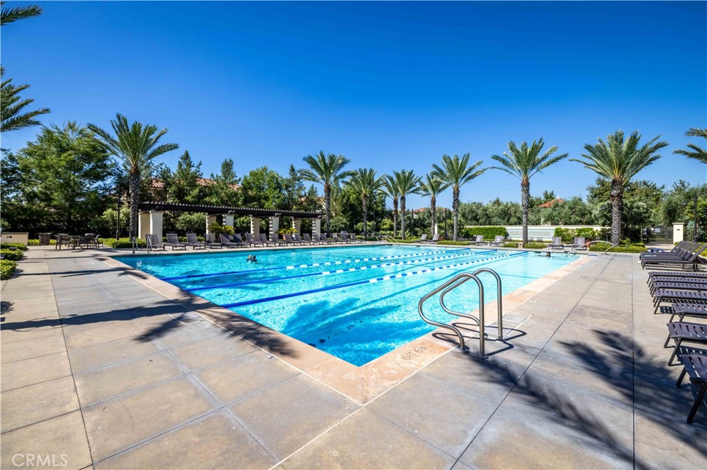 124 Gulfstream Irvine, CA 92620 - Photo 18 of 20