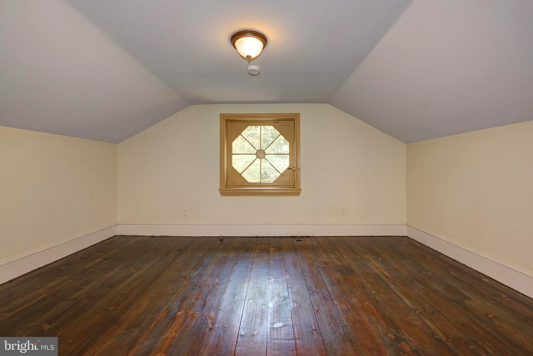 705 Woodlane Road Beverly, NJ 08010 - Photo 50 of 62