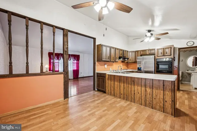 $379,999 | 40 East Park Avenue, Williamstown, NJ 08094