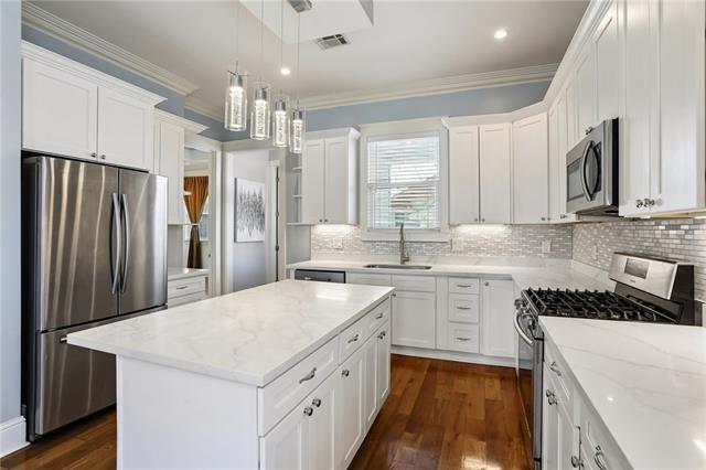 2012 Esteban Street Arabi, LA 70032 - Photo 5 of 16