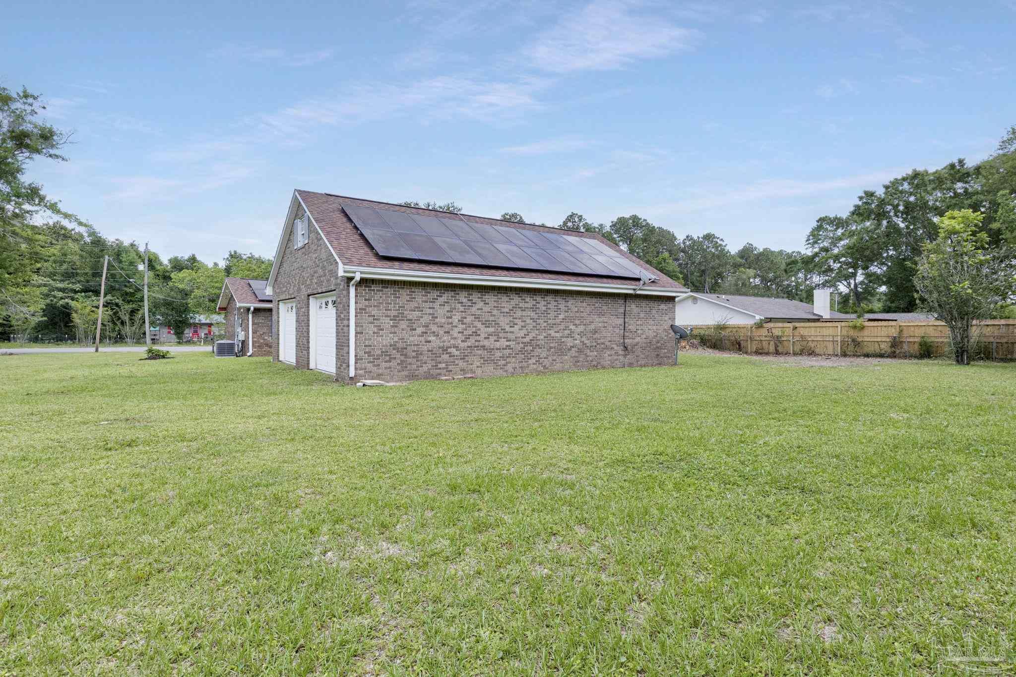 4411 Pace Lane Pace, FL 32571 - Photo 8 of 68