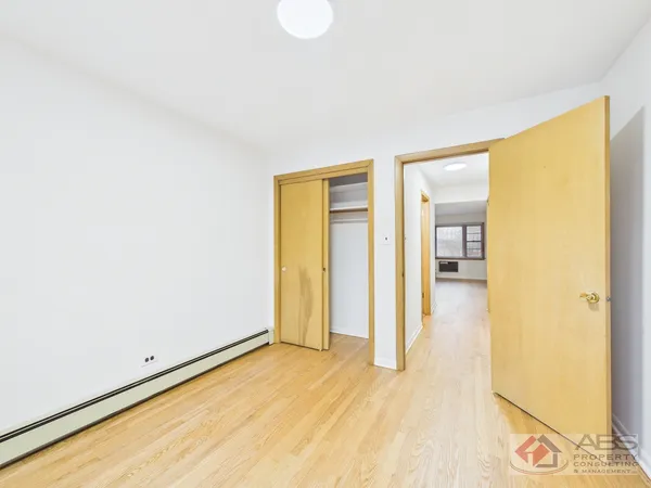 $1,500 | 11219 South Martin Luther King Drive, Unit 2R, Chicago, IL 60628